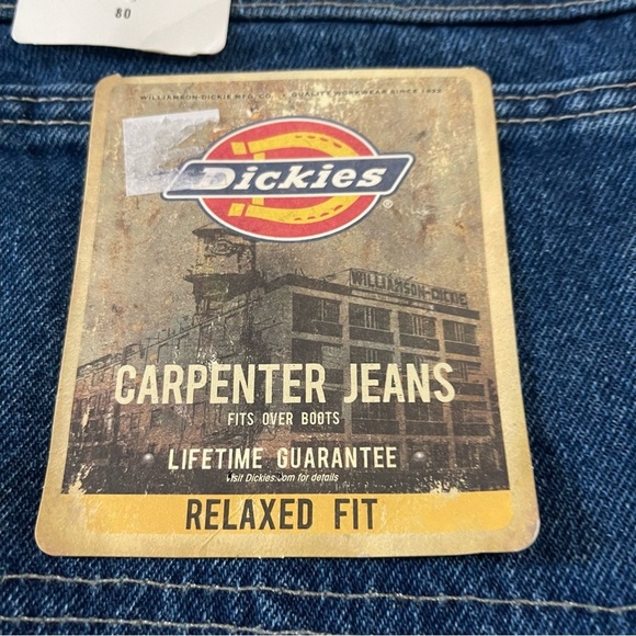 NWT Dickies  Mens Carpenter Jean Relaxed Fit.  Size: Regular 33 x 32 - Picture 1 of 2